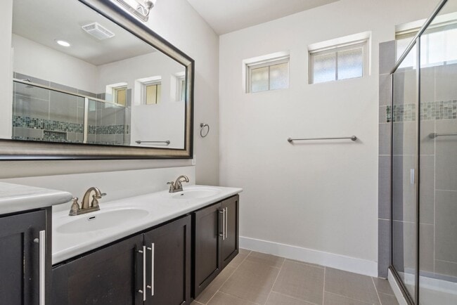 Building Photo - 11229 Avery Station Loop