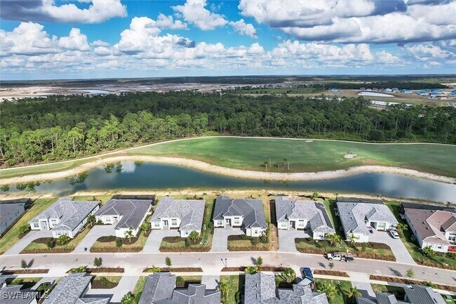 Building Photo - 15889 Cranes marsh Ct