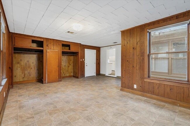 Building Photo - 3510 Lafayette Ave