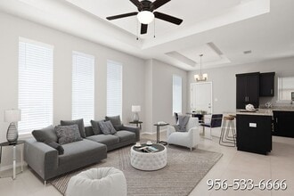 Building Photo - 1607 Deer Hls
