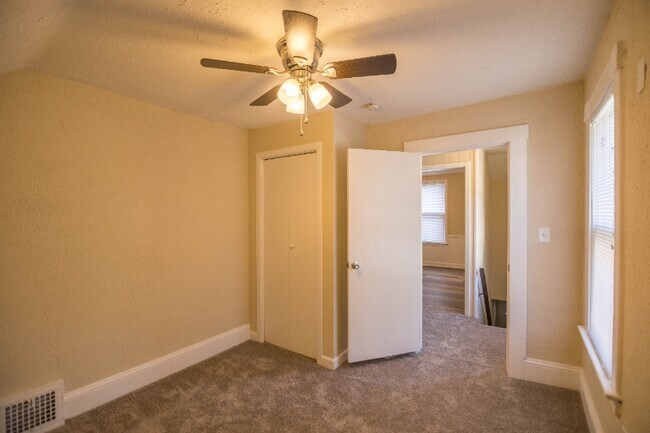 Building Photo - 37355 2nd St