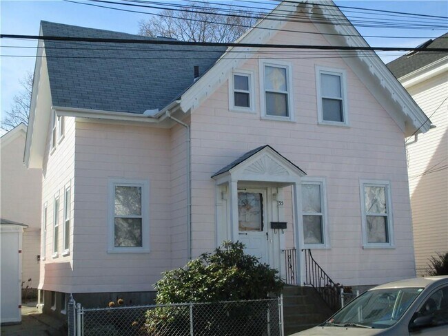 Primary Photo - 35-37 Mary Ave