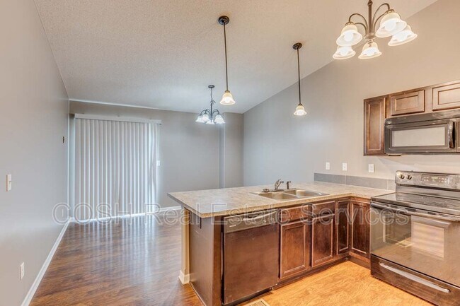 Building Photo - 1054 E Karla Ct