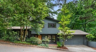 Building Photo - 4916 SW Fairhaven Ln