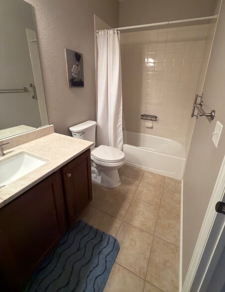 Building Photo - 3291 Cascina Cir