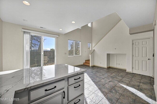 Building Photo - 9250 Lone Wolf Cir