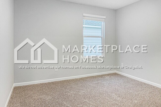 Building Photo - 3335 Meriwether Dr