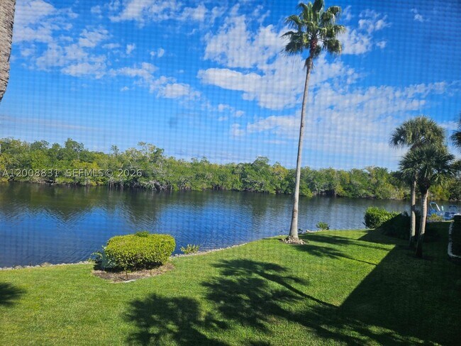 Building Photo - 1335 Mainsail Dr