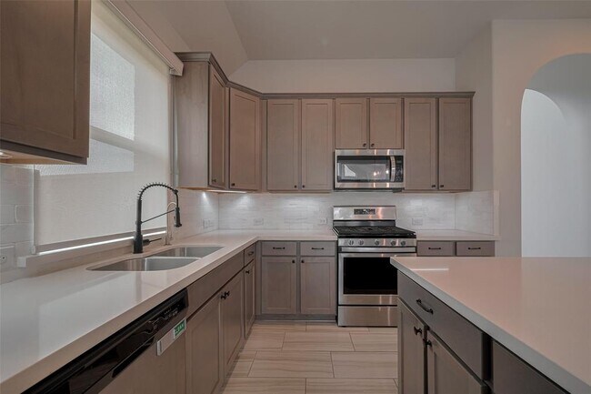 Building Photo - 23202 Penstemon Trail