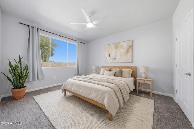 Building Photo - 16013 S Desert Foothills Pkwy