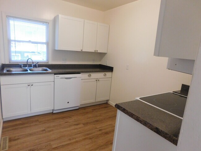 Remodeled Kitchen - 429 Stanwood St