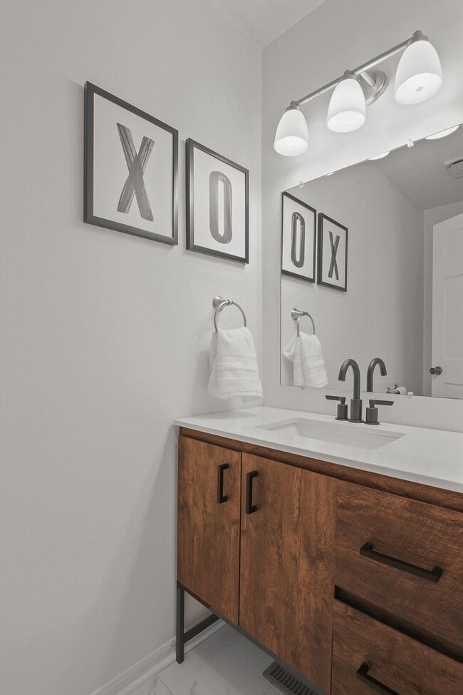 Building Photo - 2804 Melody Ln