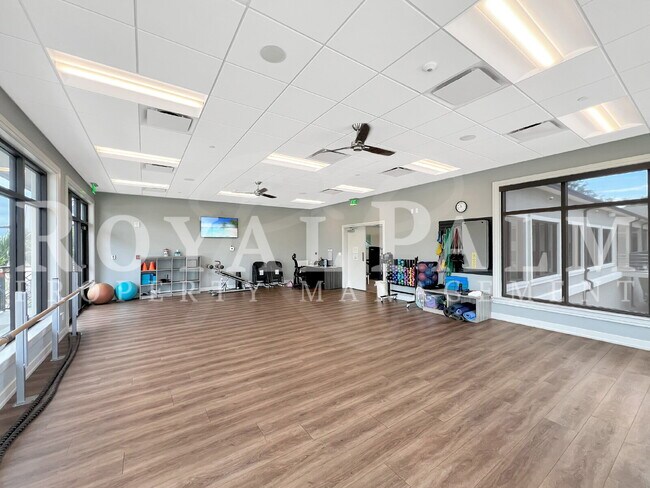 Building Photo - Renovated 3BR Home in The Forest — Seasonal Charm & Holiday Savings – Apply by 12/15 for One Mont...