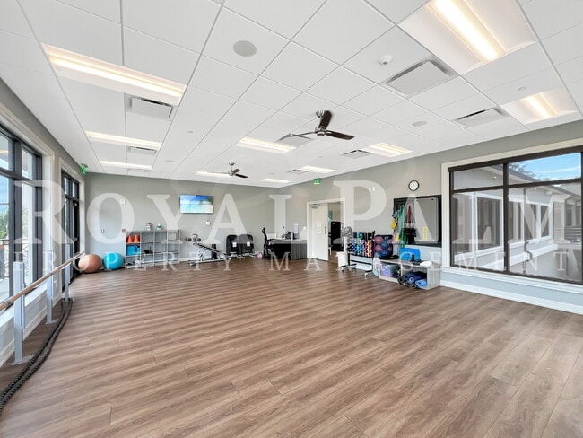 Building Photo - Renovated 3BR Home in The Forest — Seasonal Charm & Holiday Savings – Apply by 12/31 for One Mont...