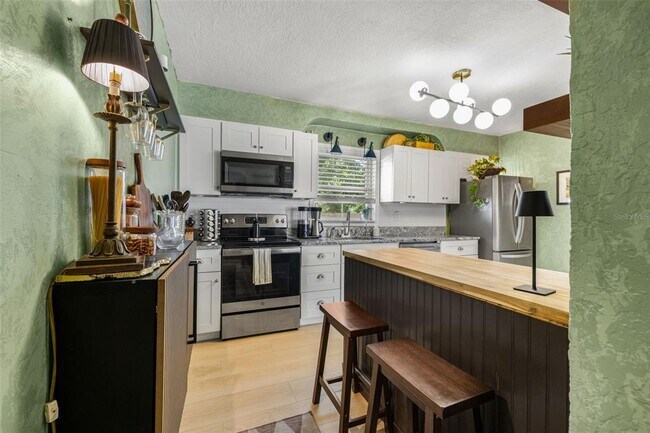 Building Photo - 2116 W St Louis St