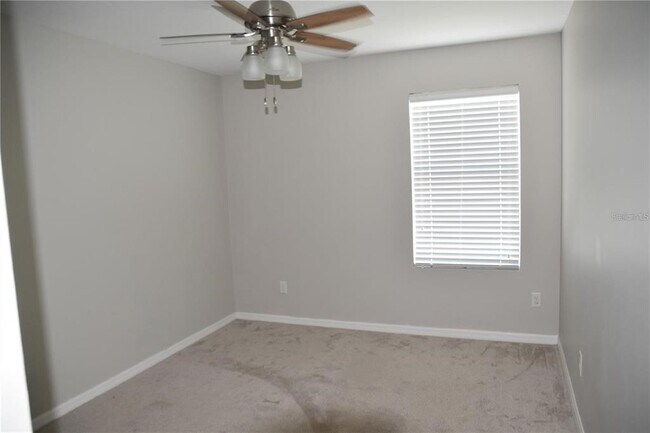 Building Photo - 711 Meadow Glade Dr