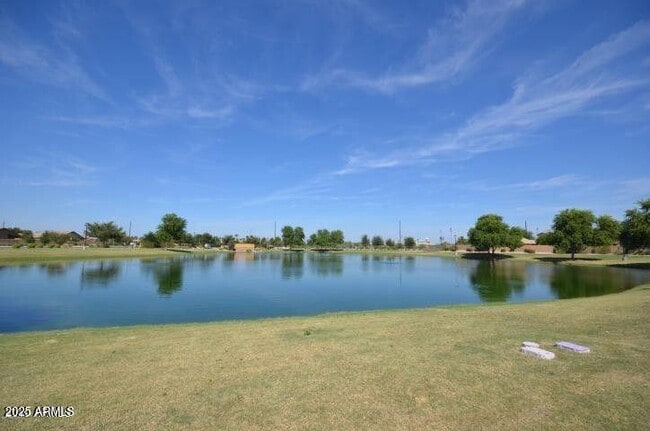 Building Photo - 4842 E Firestone Dr