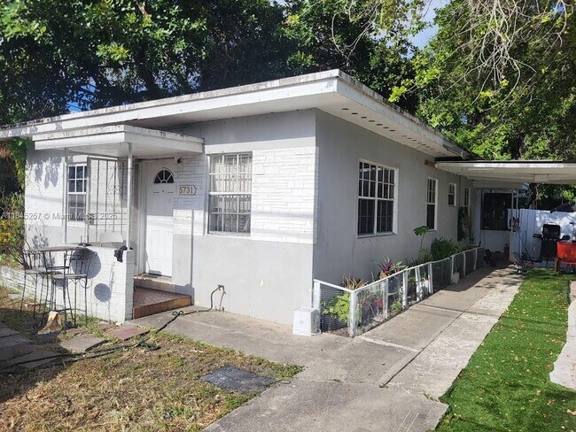 Building Photo - 5731 NW 6th Ave