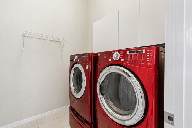 Building Photo - 3817 Miramontes Cir