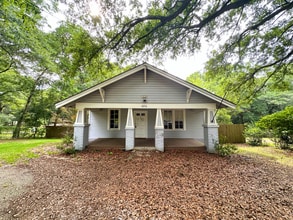 Building Photo - 8216 Old Pascagoula Rd