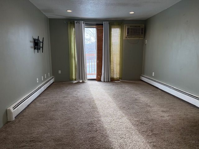 Building Photo - 2 Lancelot Court