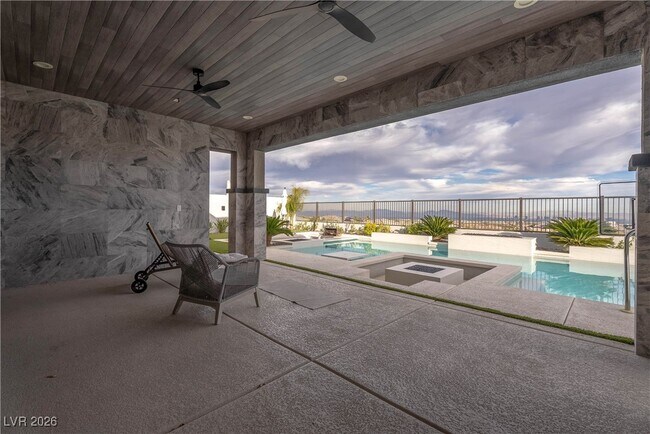 Building Photo - 756 Bruce Moorland St