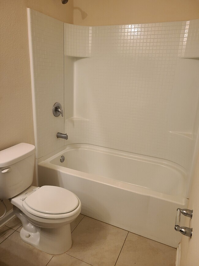Building Photo - 7737 Legacy Trl