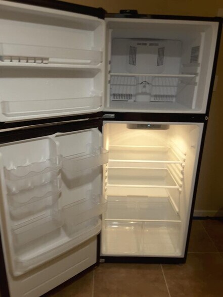 Building Photo - 911 Daugherty Rd