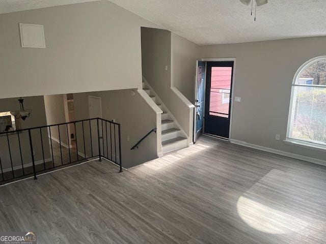 Building Photo - 1560 Pin Oak Ln SE