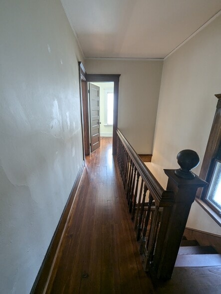 Building Photo - 11 Belmont St