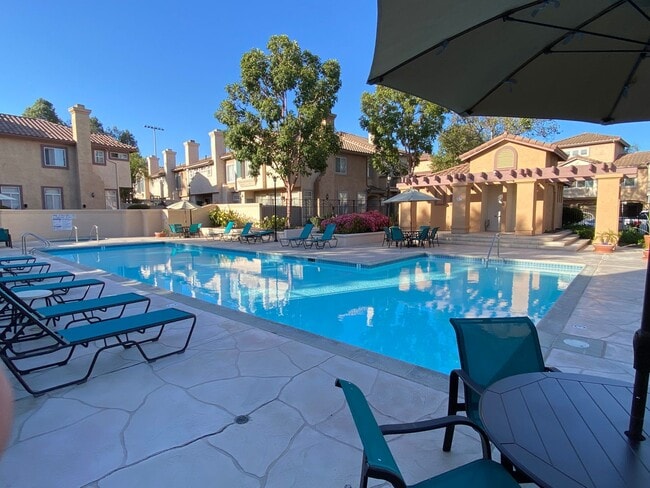 Building Photo - 11366 Via Rancho San Diego