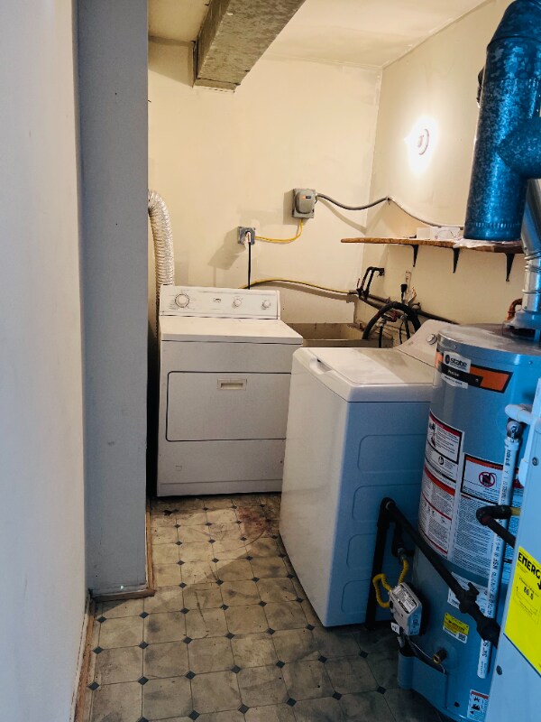Building Photo - 3315 S Keswick Cir