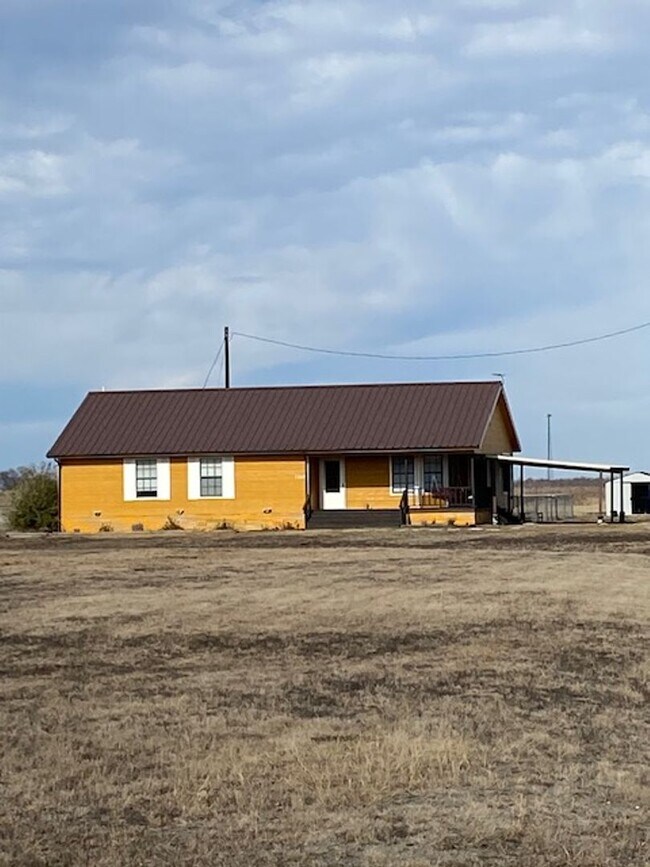 Building Photo - 3160 CR 2152- Caddo Mills House on 10 acres