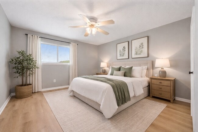 Building Photo - 11610 S Kirkwood Rd