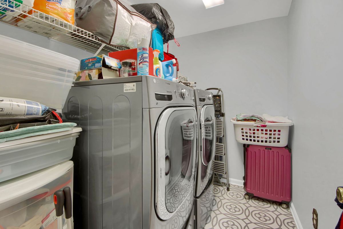 Building Photo - 3492 Heatherwood Ct