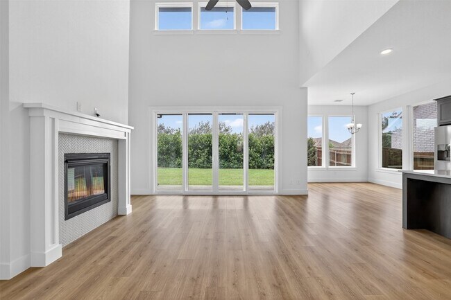Building Photo - 6009 Firefox Ln
