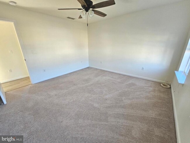 Building Photo - 269 S Marshview Terrace