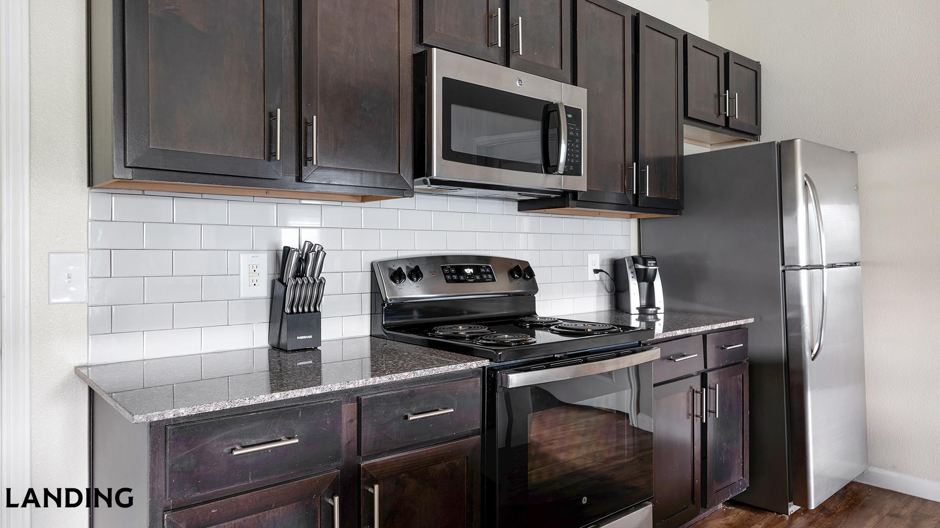 Building Photo - 715 W Slaughter Ln