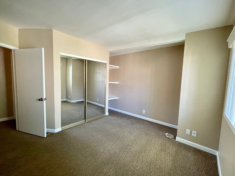 2ns Bedroom - 8444 Via Sonoma