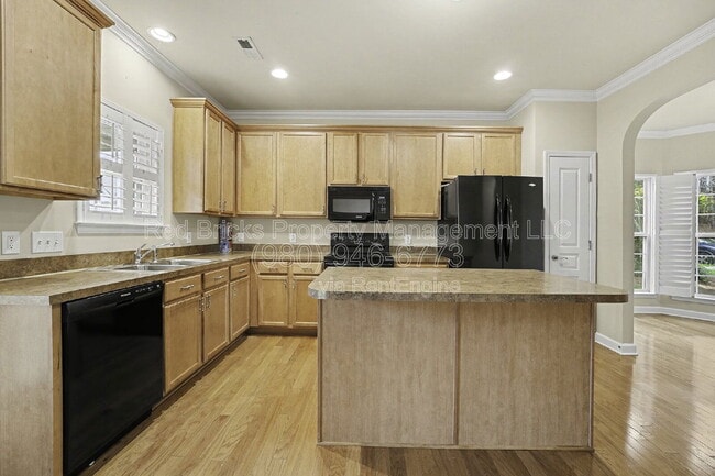 Building Photo - 13844 Cypress Woods Dr