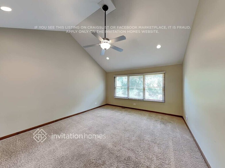 Building Photo - 34W532 Colley Dr