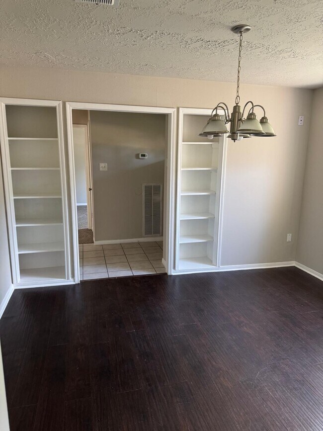 Building Photo - 9706 Galston Ln