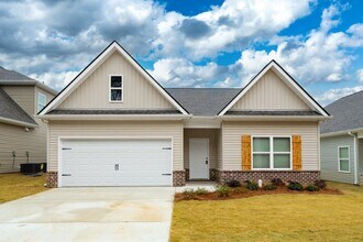 Building Photo - Stunning 3BR/2BA Beauty – Modern Upgrades, Incredible Value & Won't Last Long!