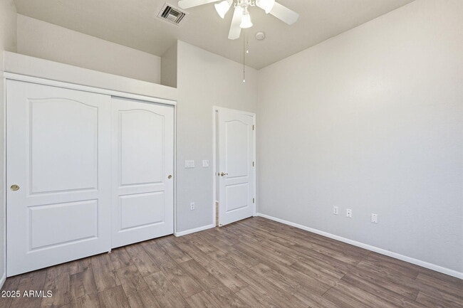 Building Photo - 1747 E Northern Ave