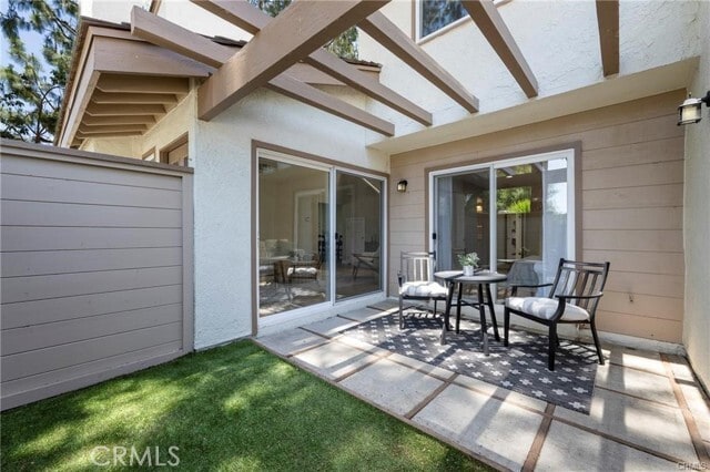 Building Photo - 801 Vista Ct