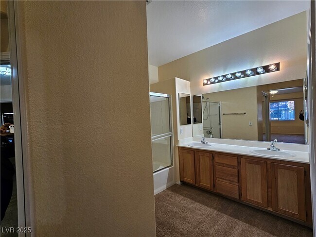 Building Photo - 6521 Hillside Brook Ave