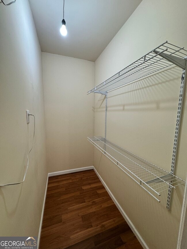 Building Photo - 376 Pointe Cir