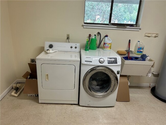 Building Photo - 9418 Fleming Grant Rd