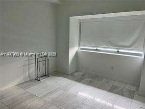 Building Photo - 480 NE 31st St