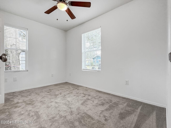 Building Photo - 2220 Flesher Ave